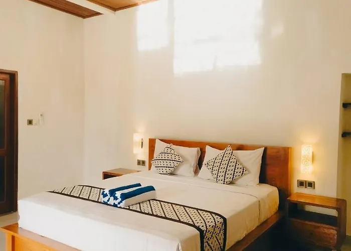 Vina House ヴィラ *